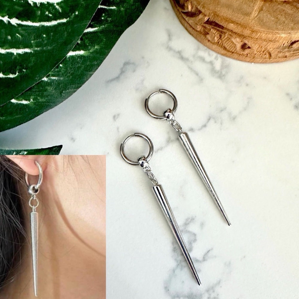 2/$30🌵 Silver Spike Huggie Hoop Earrings Bar Drop 90’s Vibe Dangle Long Punk NEW